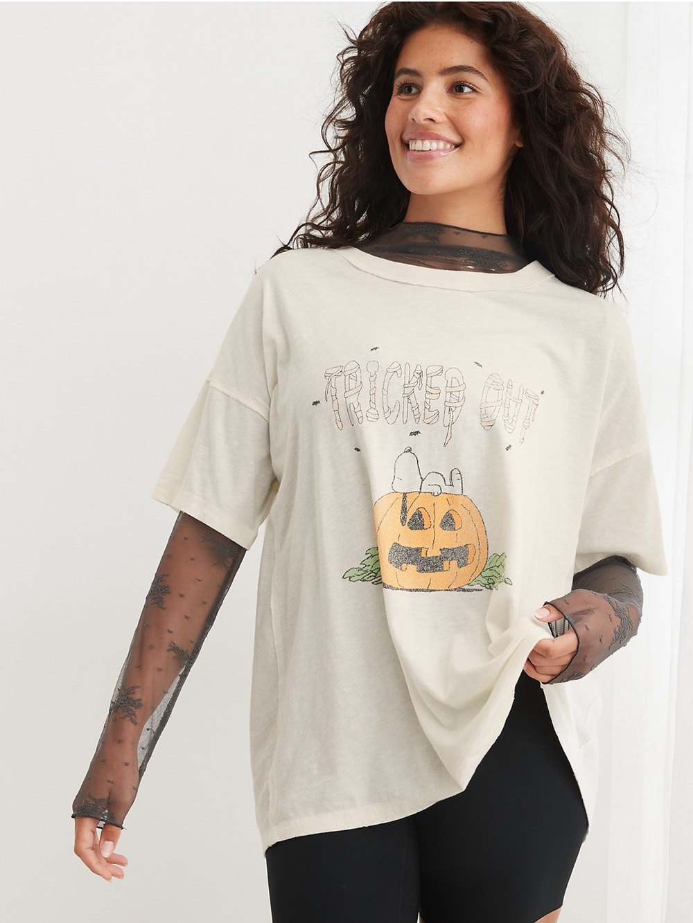 AE The Halloween Shop Off White Tee with Orange Pumpkin and Snoopy Graphic Tee